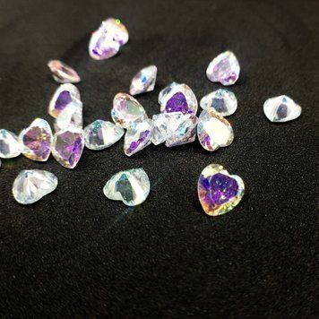Фіаніти. Crystal AB. Серце. 6х6 мм