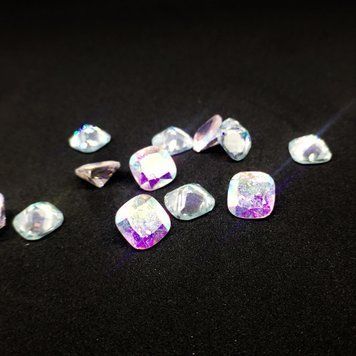 Фіаніти. Crystal AB. М'який квадрат. 8х8 мм
