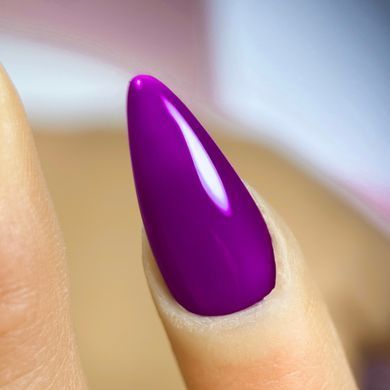 LOYA Gel Polish 266 Royal Purple 10 ml
