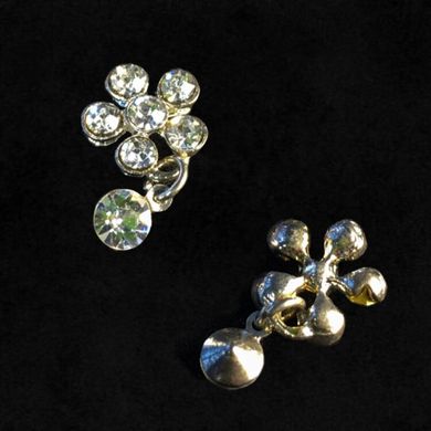 Серебрянный цветочек со стразами и хвостиком 6*6 мм, 60122, В наличии, 8, Серебро
